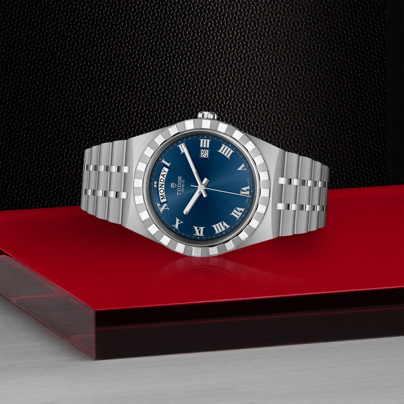 TUDOR Royal thumbnail