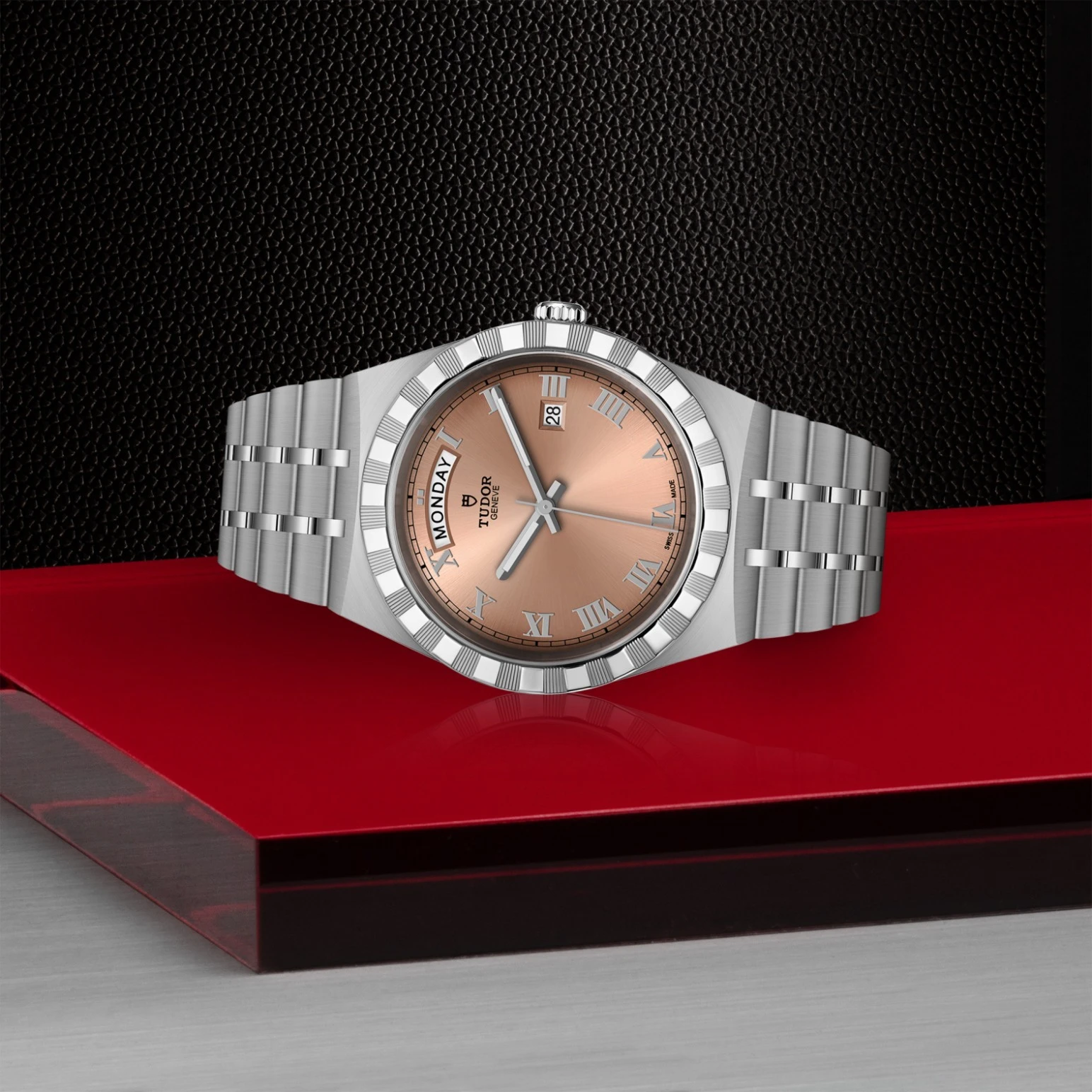TUDOR Royal thumbnail