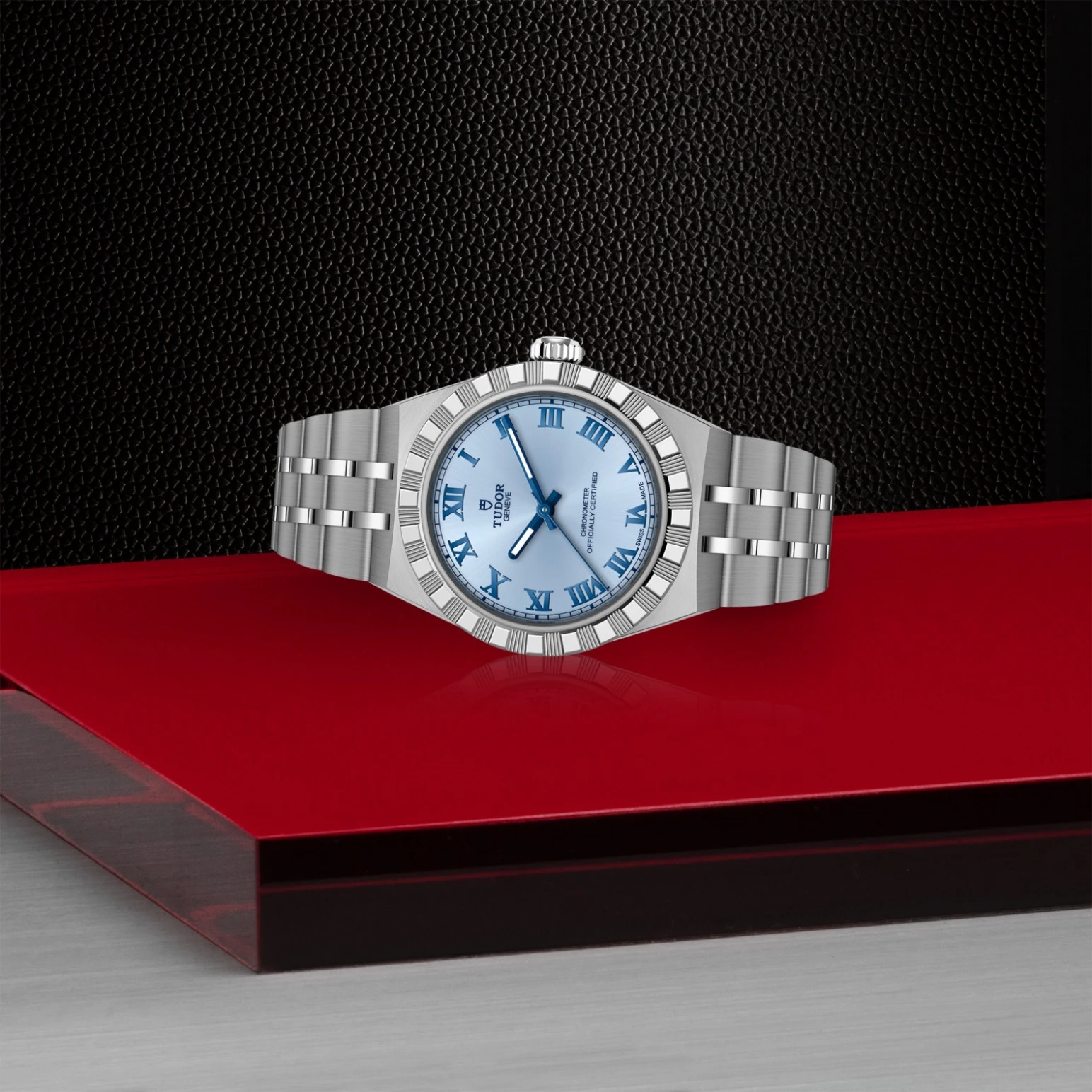 TUDOR Royal thumbnail