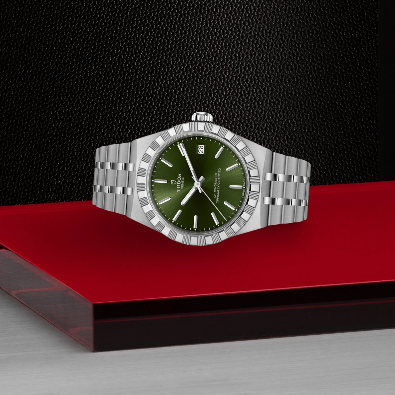 TUDOR Royal thumbnail