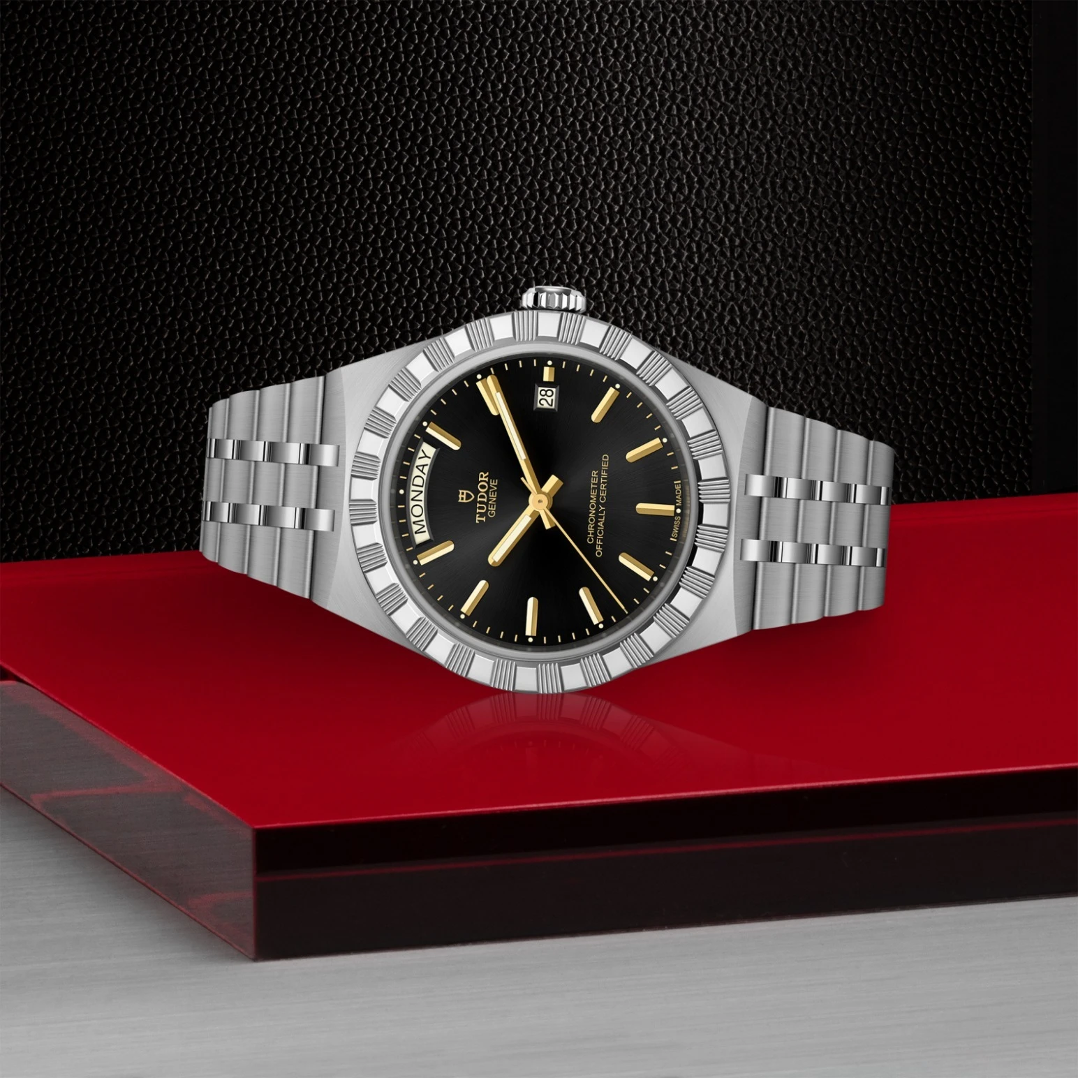 TUDOR Royal thumbnail